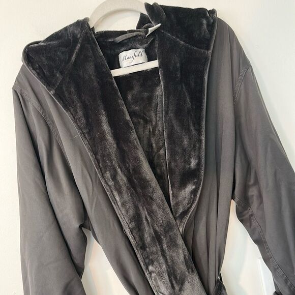 Mansfield Unisex Spa Microfiber Shimmer Lined Shawl Collar Robe O/S - Picture 3 of 9